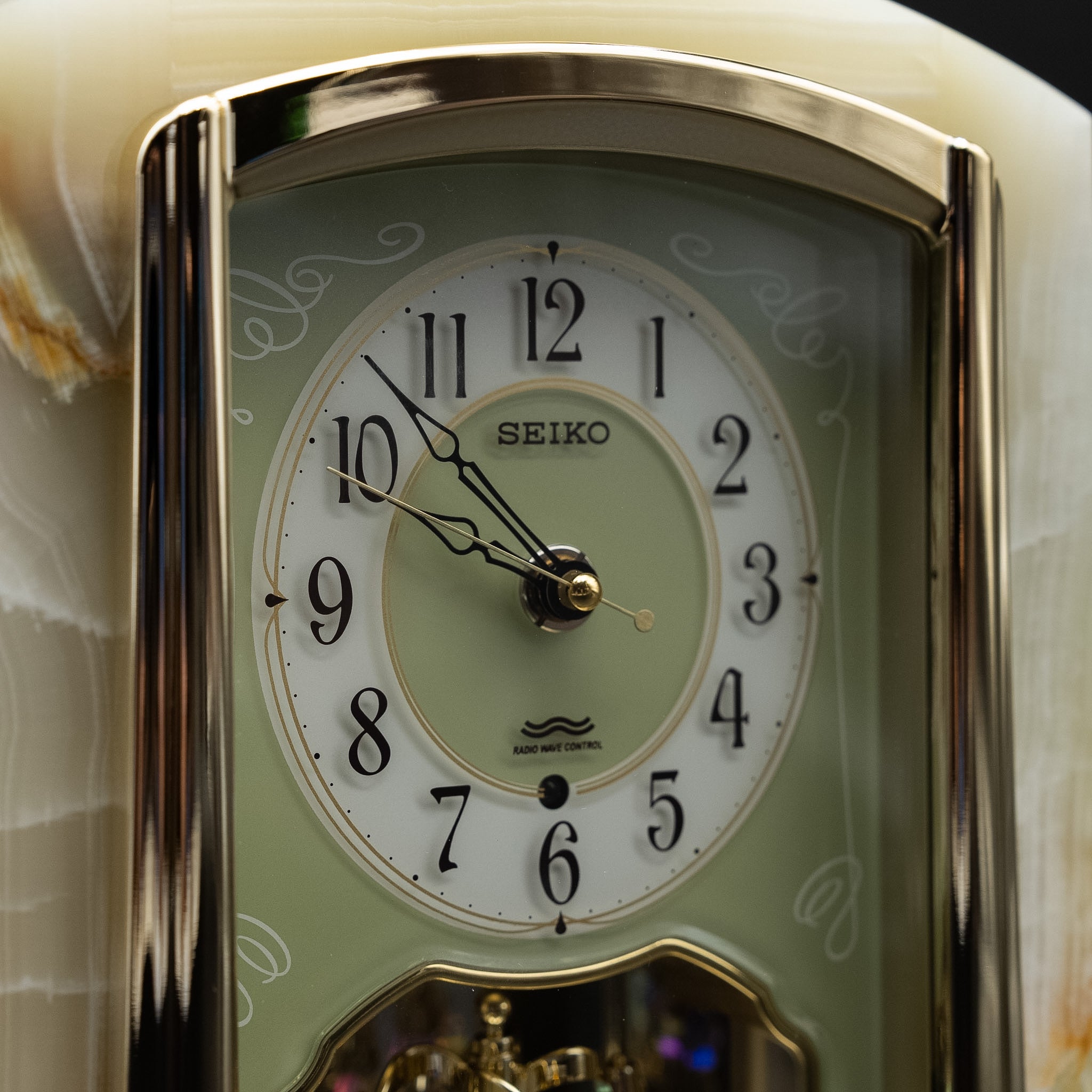Seiko Radio Wave Control Desk Clock with Rotating Crystal Pendulum (BY223M)