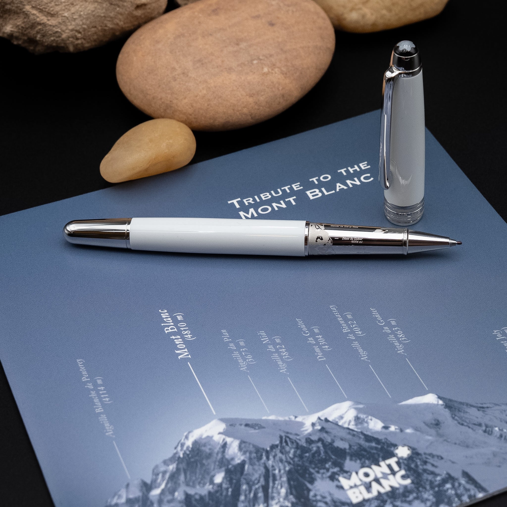 Montblanc Meisterstück Solitaire Tribute to the Mont Blanc Classique Rollerball Pen Ref. 106845