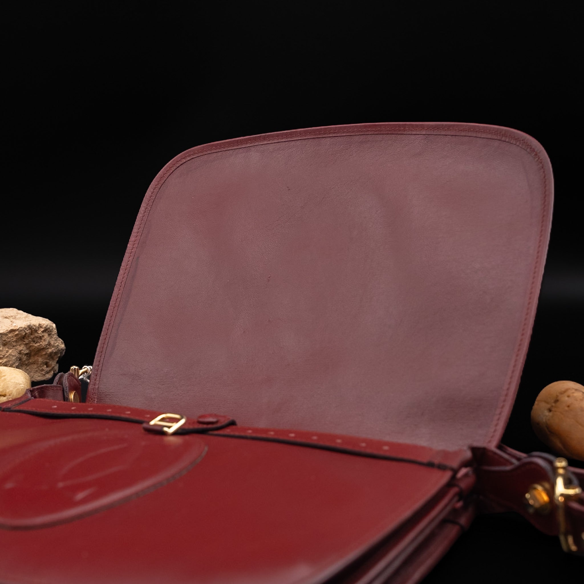 Cartier Must de Cartier Suede Crossbag in Bordeaux Leather from the 1970's