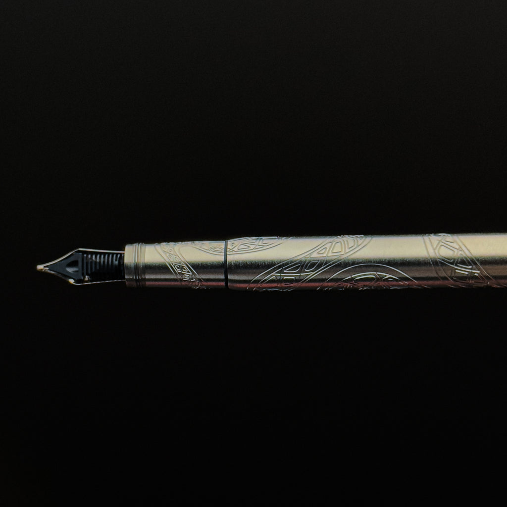 Montblanc Heritage Rouge et Noir Solitaire Serpent Fountain Pen - Limited Edition 1906