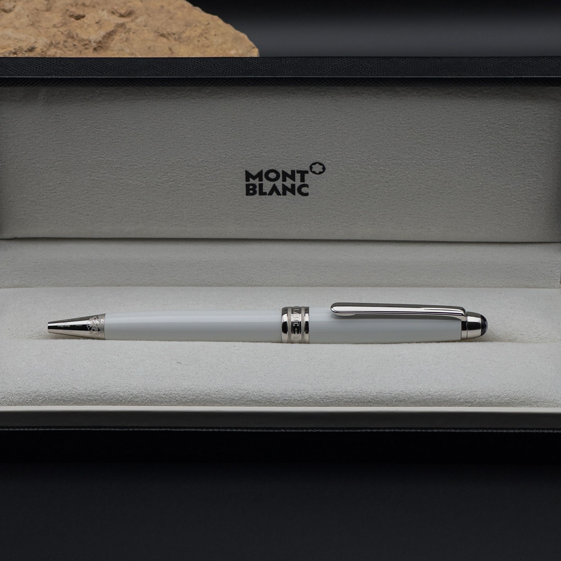 Montblanc Meisterstück Solitaire Tribute to the Mont Blanc Classique Ballpoint Pen