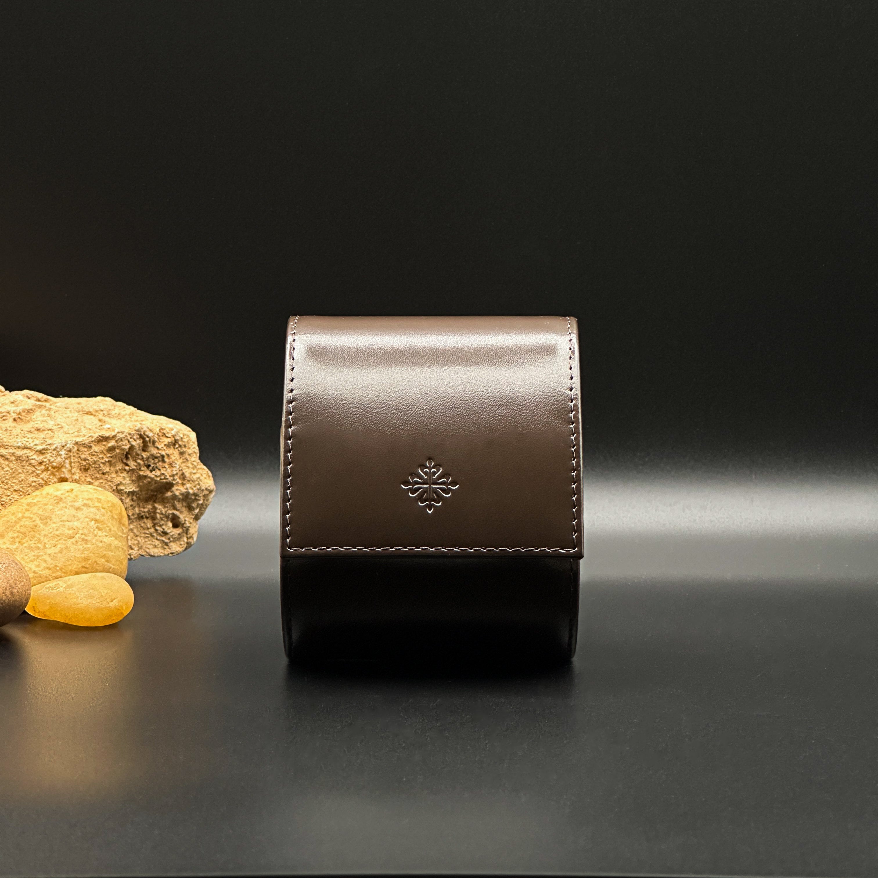 Patek Philippe Etui Brown Leather Travel Case Watch Holder – Wadi