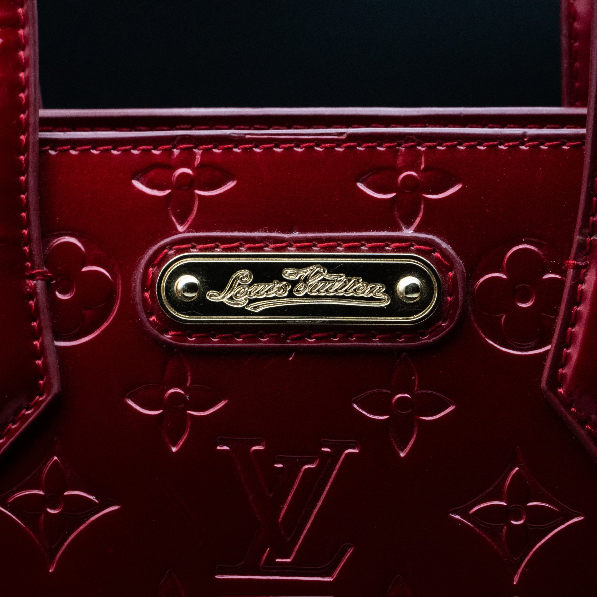 Louis Vuitton Wilshire PM in Monogram Vernis Pomme d’Amour
