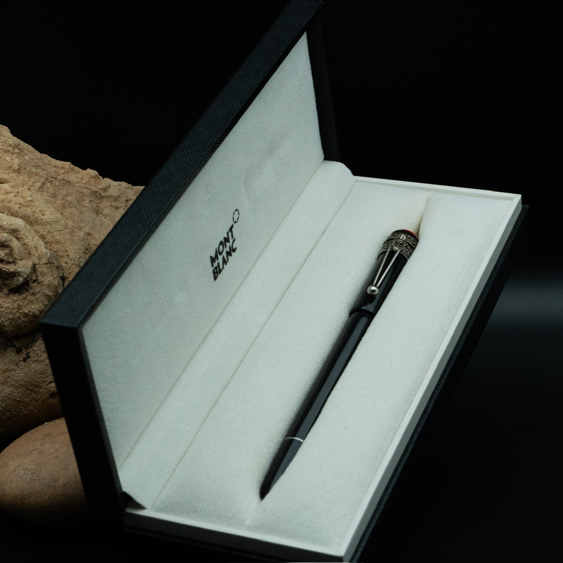 Montblanc Heritage Collection Rouge et Noir Spider Metamorphosis Special Edition Fountain Pen