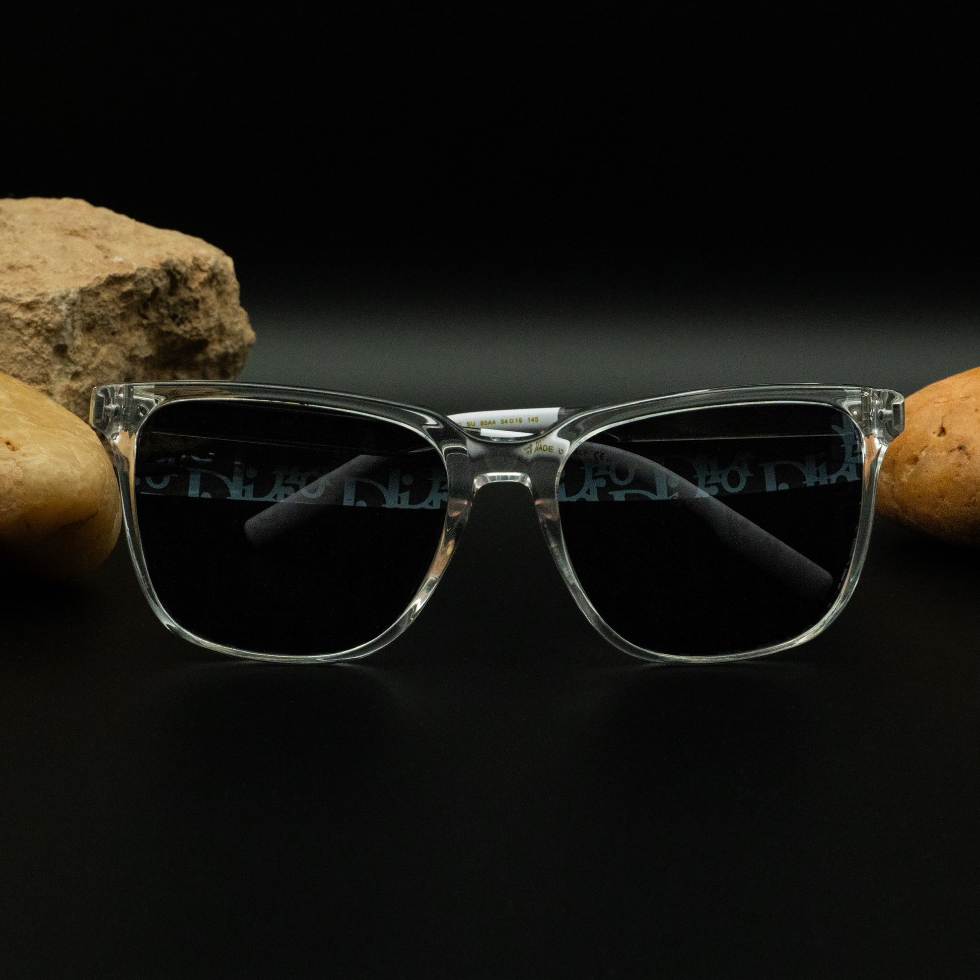 Christian Dior DiorTag SU Sunglasses – Transparent Frame with Oblique Monogram Lenses (Size 54▢19 145)