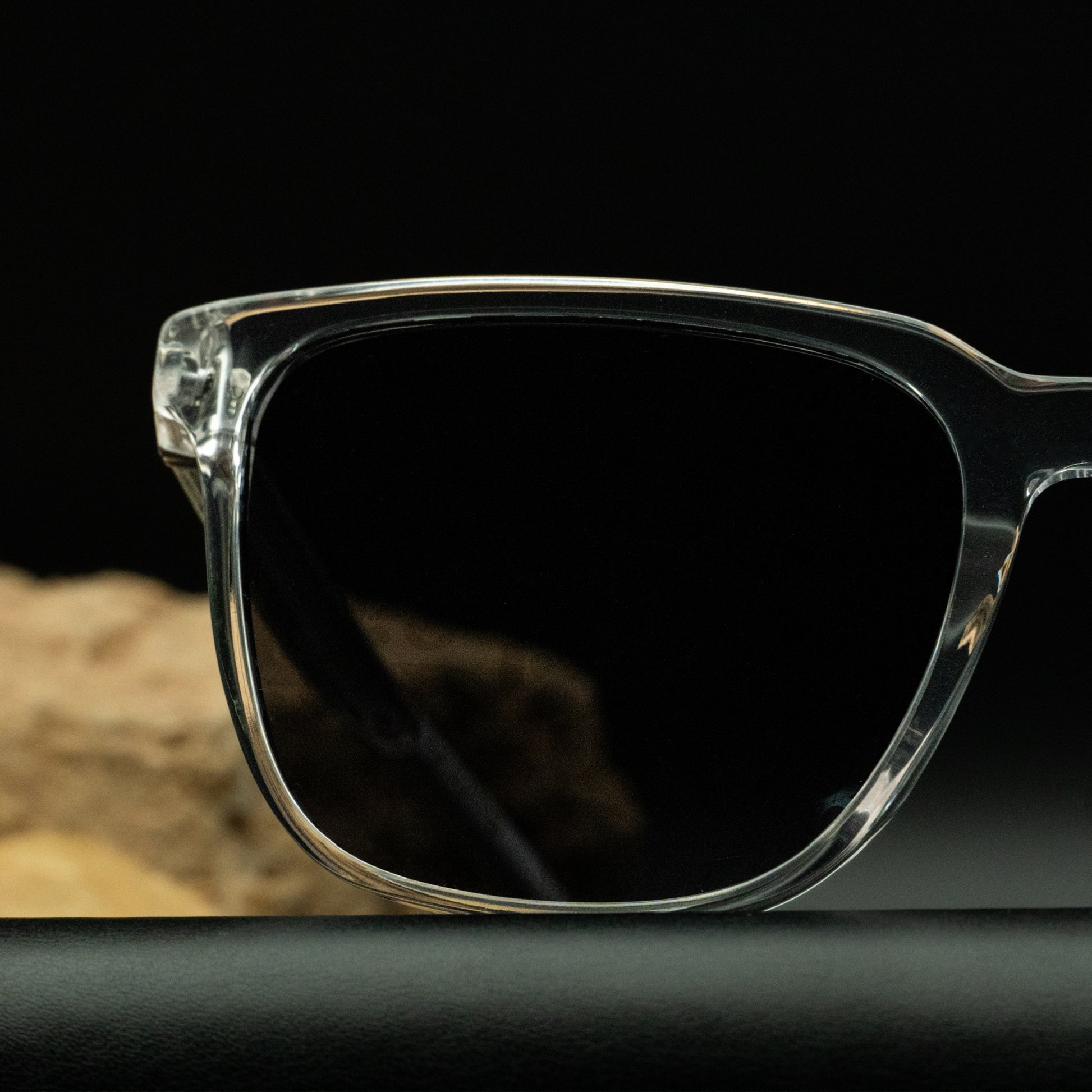 Christian Dior DiorTag SU Sunglasses – Transparent Frame with Oblique Monogram Lenses (Size 54▢19 145)