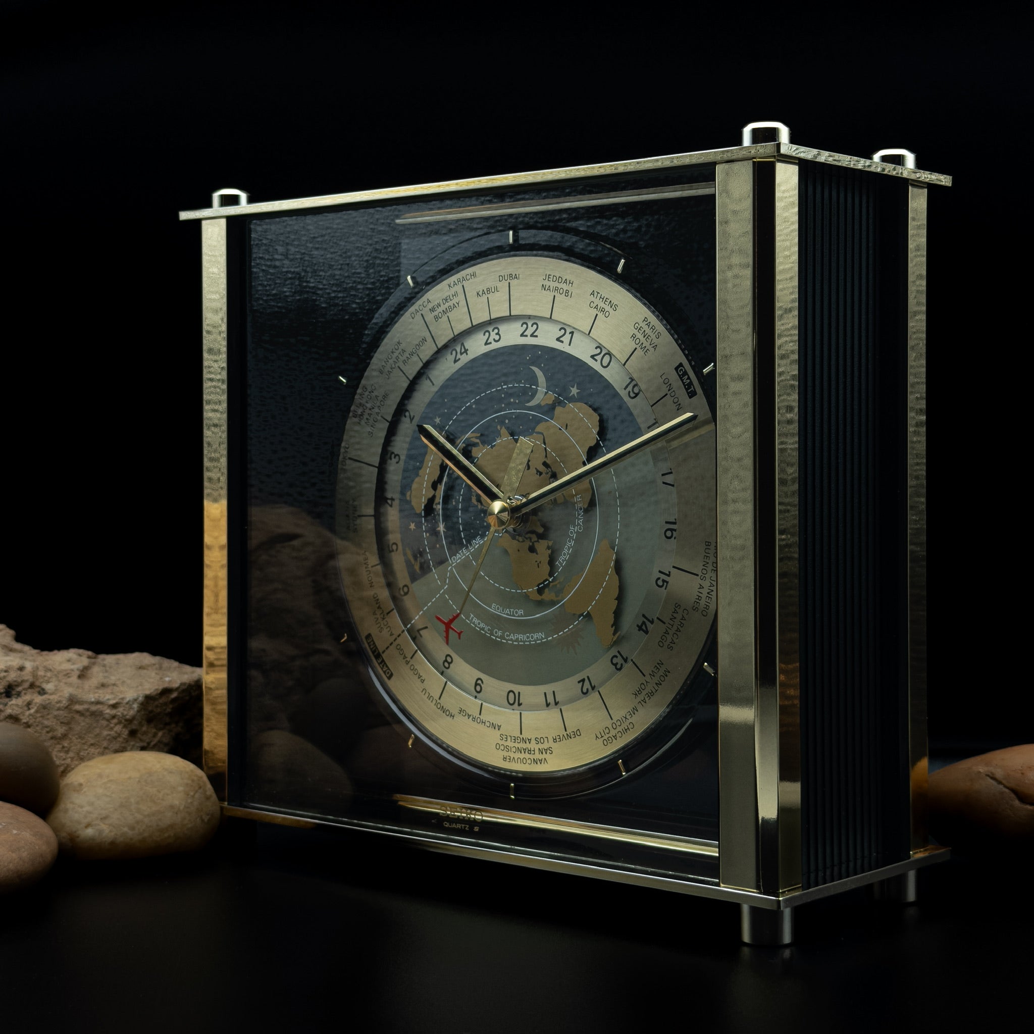 Seiko World Time Quartz Desk Gold-Tone Clock from 1997