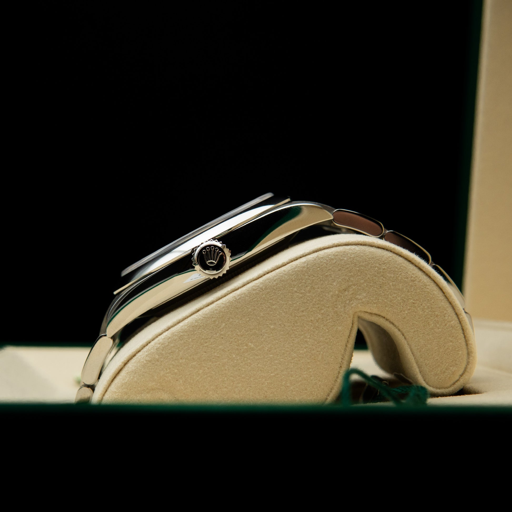 Rolex Oyster Perpetual 41 – Mediterranean Blue Dial in Oystersteel (Ref. 134300)