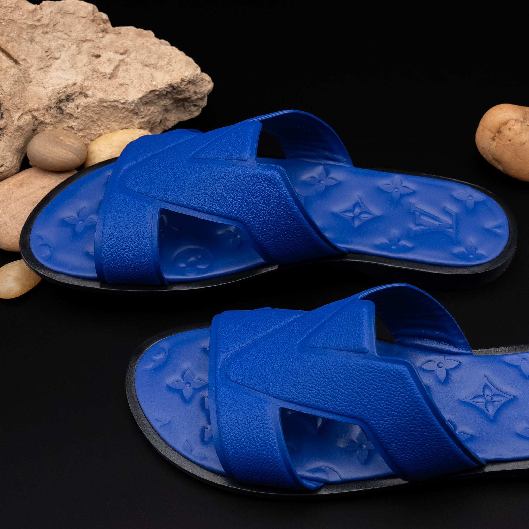 Louis Vuitton LV Oasis Mule in Blue Grained Calf Leather with Monogram-Embossed Insole (Size 9)