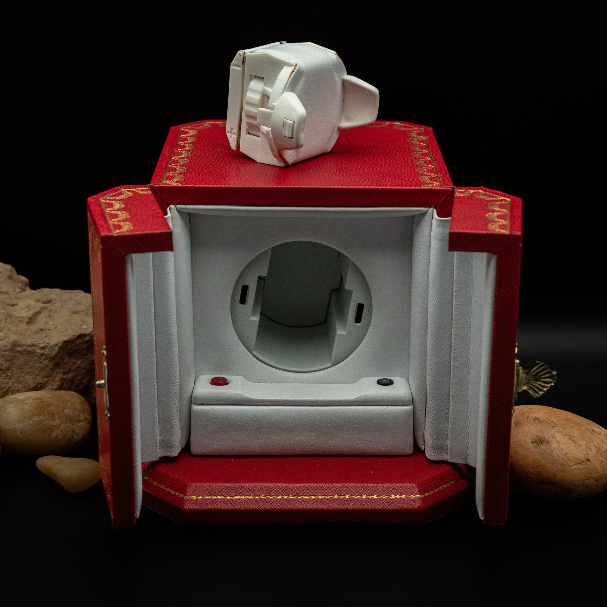 Cartier Automatic Watch Winder in Red Grained Leather from the 1990's