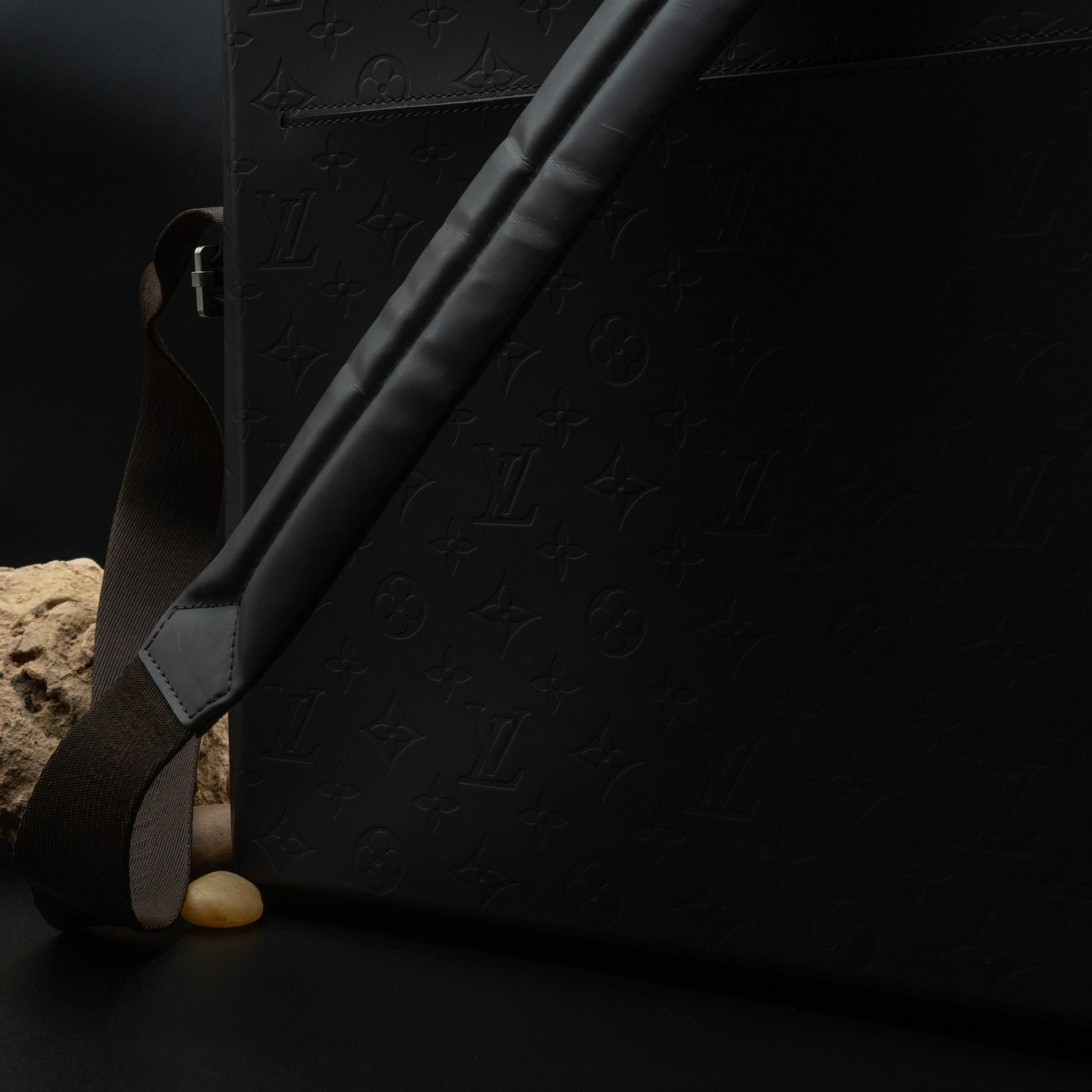 Louis Vuitton Monogram Glacé Steve Messenger Bag in Dark Brown Cowhide Leather from 2000