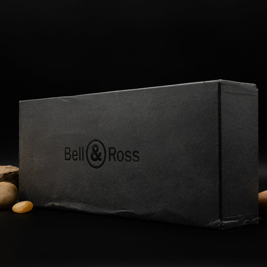 ساعة بيل آند روس BR 03-92 إصدار السعودية المحدود إلى ٩٠ قطعة بمناسبة الذكرى التسعين عام أوتوماتيكية سوداء سيراميكية مضيئة بالكامل (المرجع: BR03-92-CBL)
