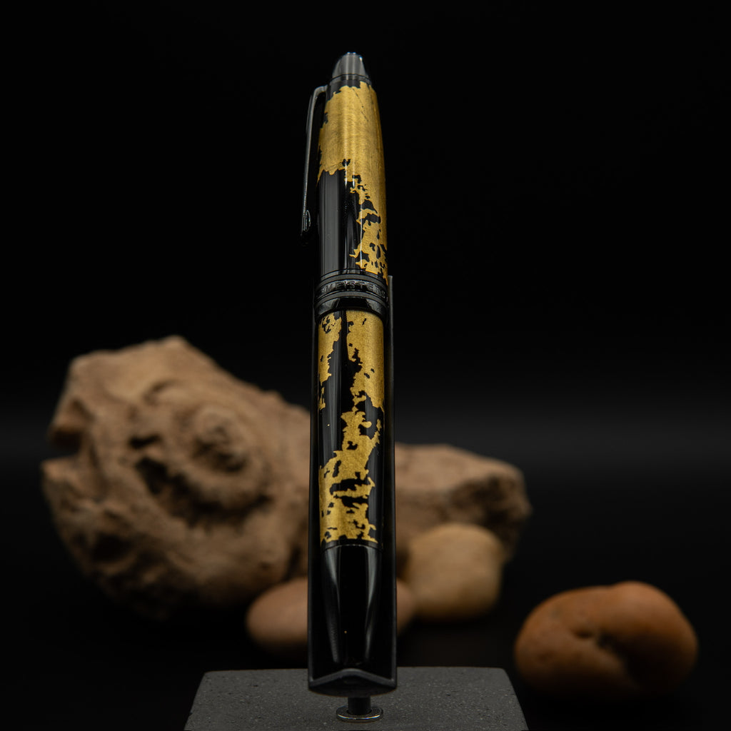 Montblanc Meisterstück Calligraphy Gold Leaf Special Edition Fountain Pen (M)