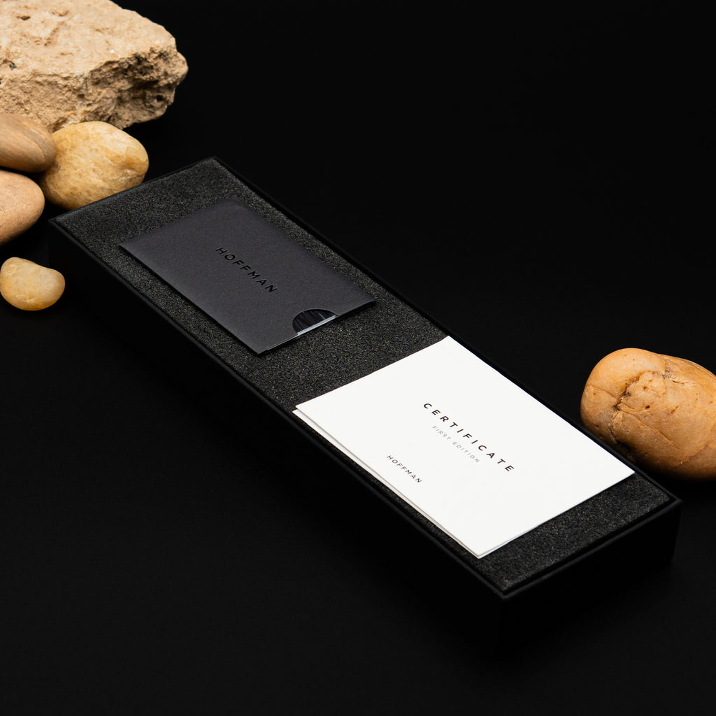 ساعة هوفمان ريسينغ ٤٠ "الإصدار الأول" كرونوغراف (محدودة ل١٥٠ قطعة) بالمينا الأسود (رقم ١٠٠ / ١٥٠)