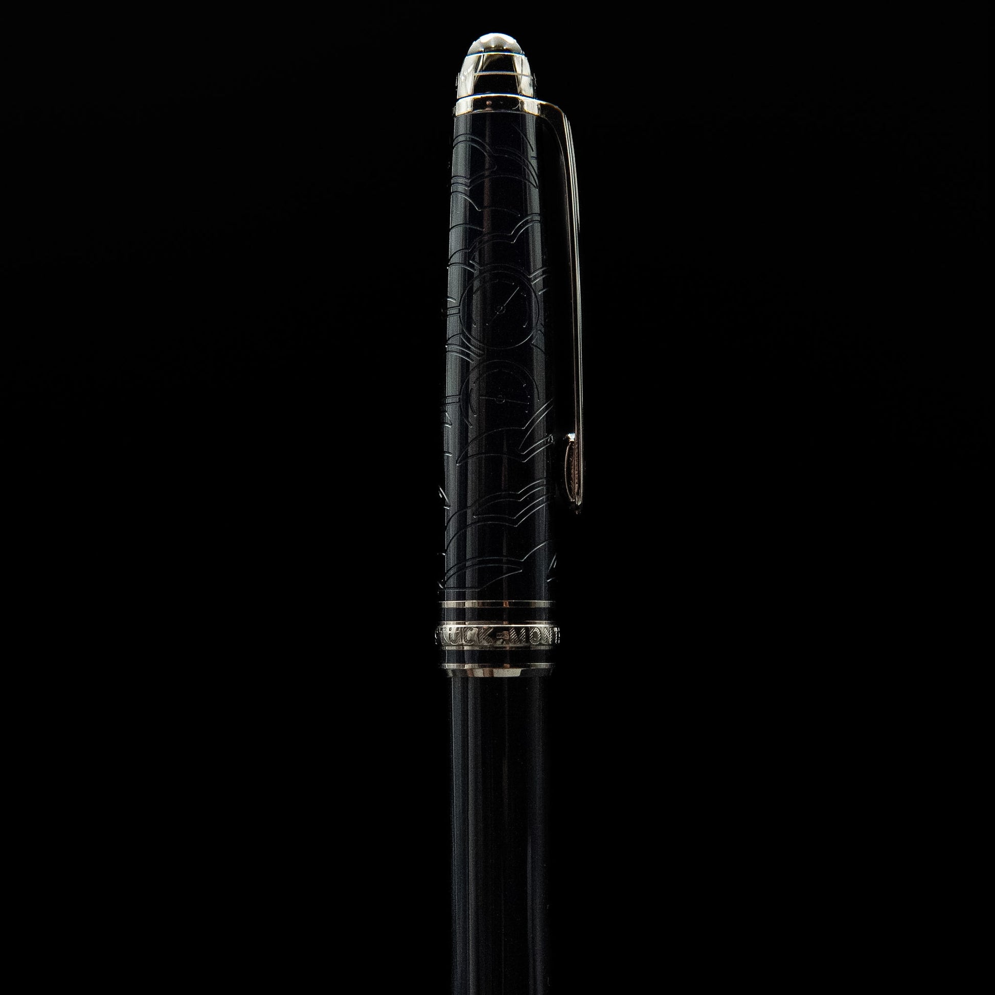 قلم مون بلان مايسترستوك جاف من إصدار "حول العالم في ٨٠ يومًا" الخاص