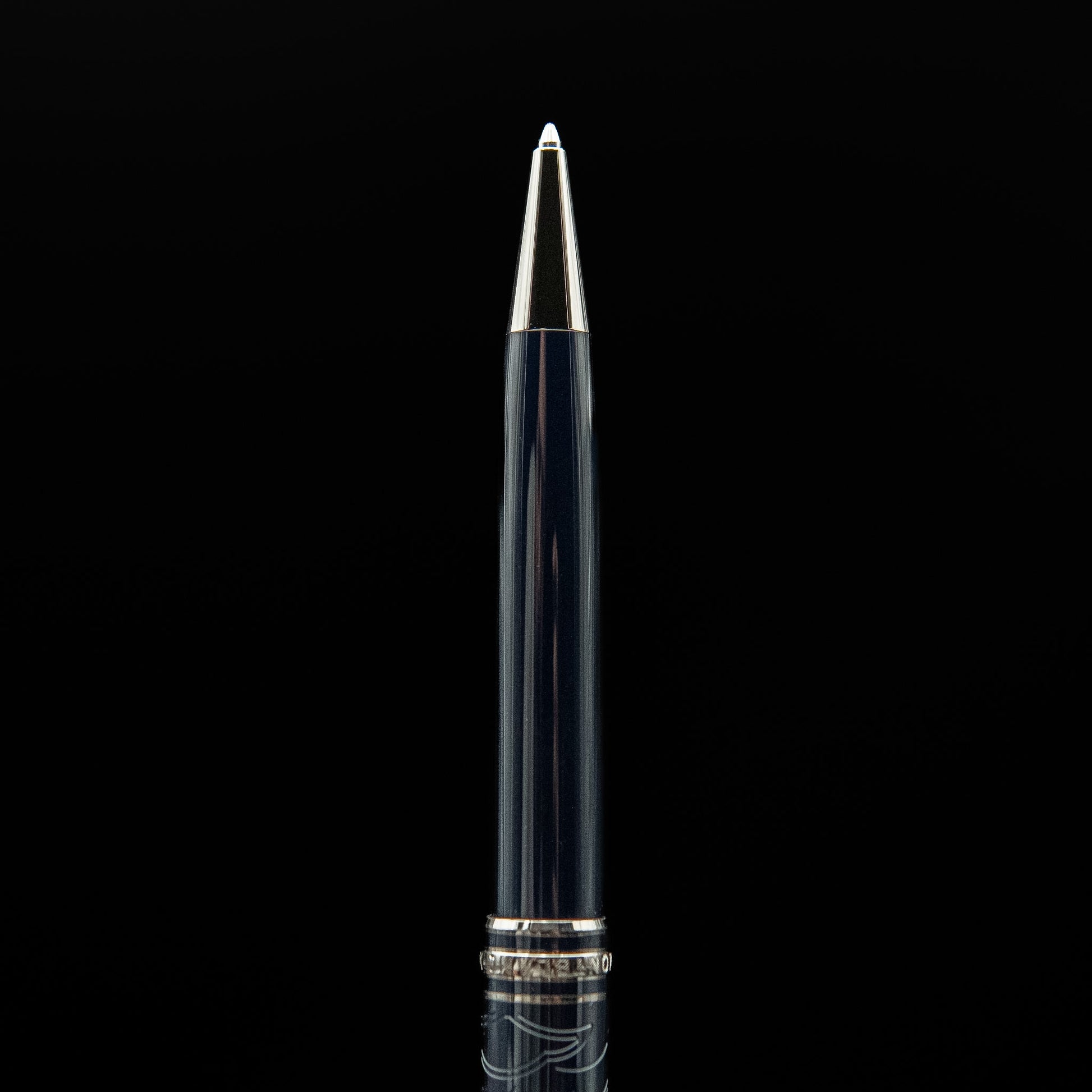 قلم مون بلان مايسترستوك جاف من إصدار "حول العالم في ٨٠ يومًا" الخاص