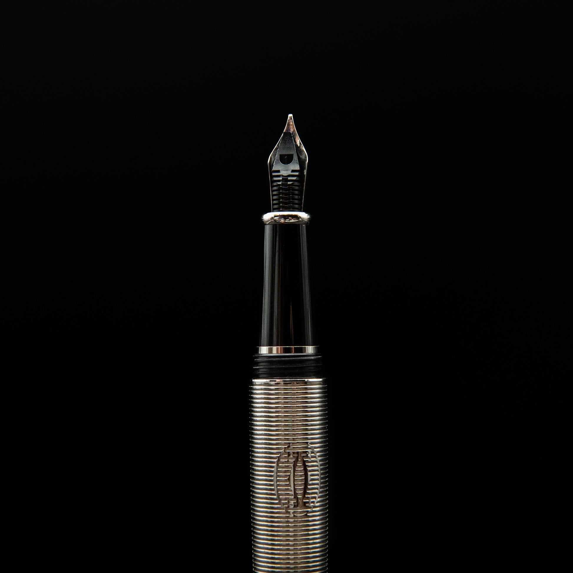 قلم كارتييه ديابولو دي كارتييه "هابي بيرثدي" ريشة مطلي بالبلاديوم