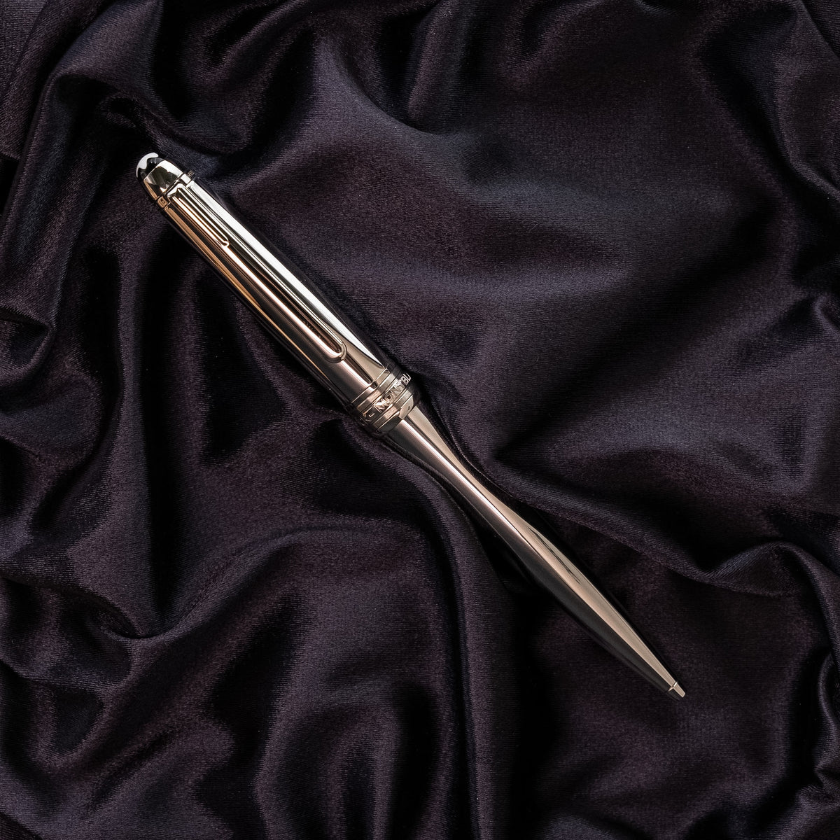 Montblanc Meisterstück Solitaire Stainless Steel Classique Ballpoint Pen (Ref. 23164) from Early 2000's