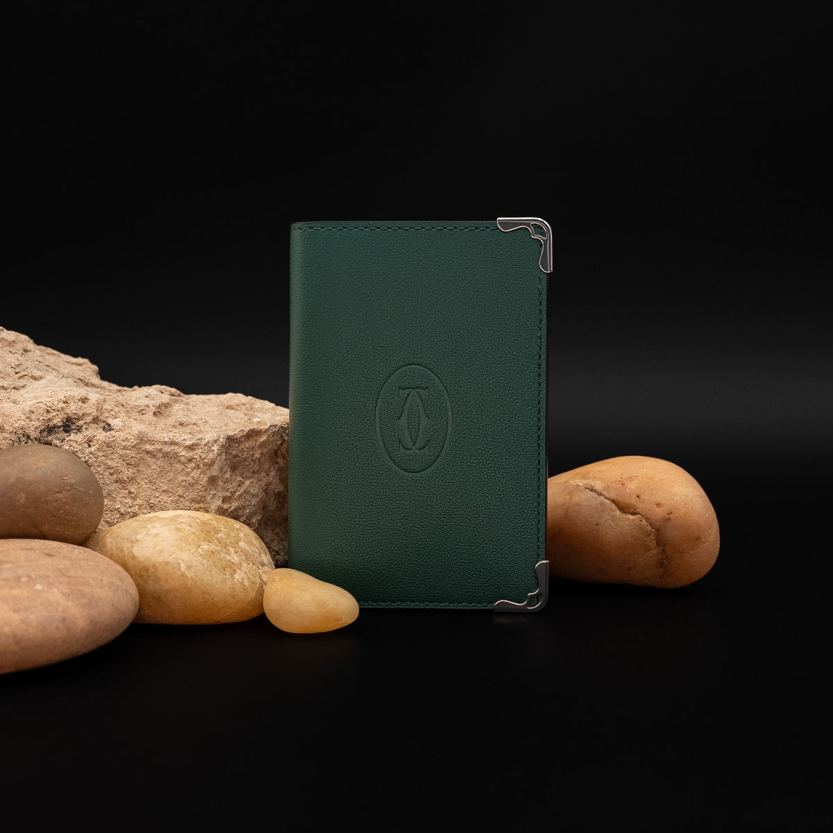 Cartier Must de Cartier Limited Edition 4 Credit Card Holder in Peacock Green Calfskin (Ref. L3001547)