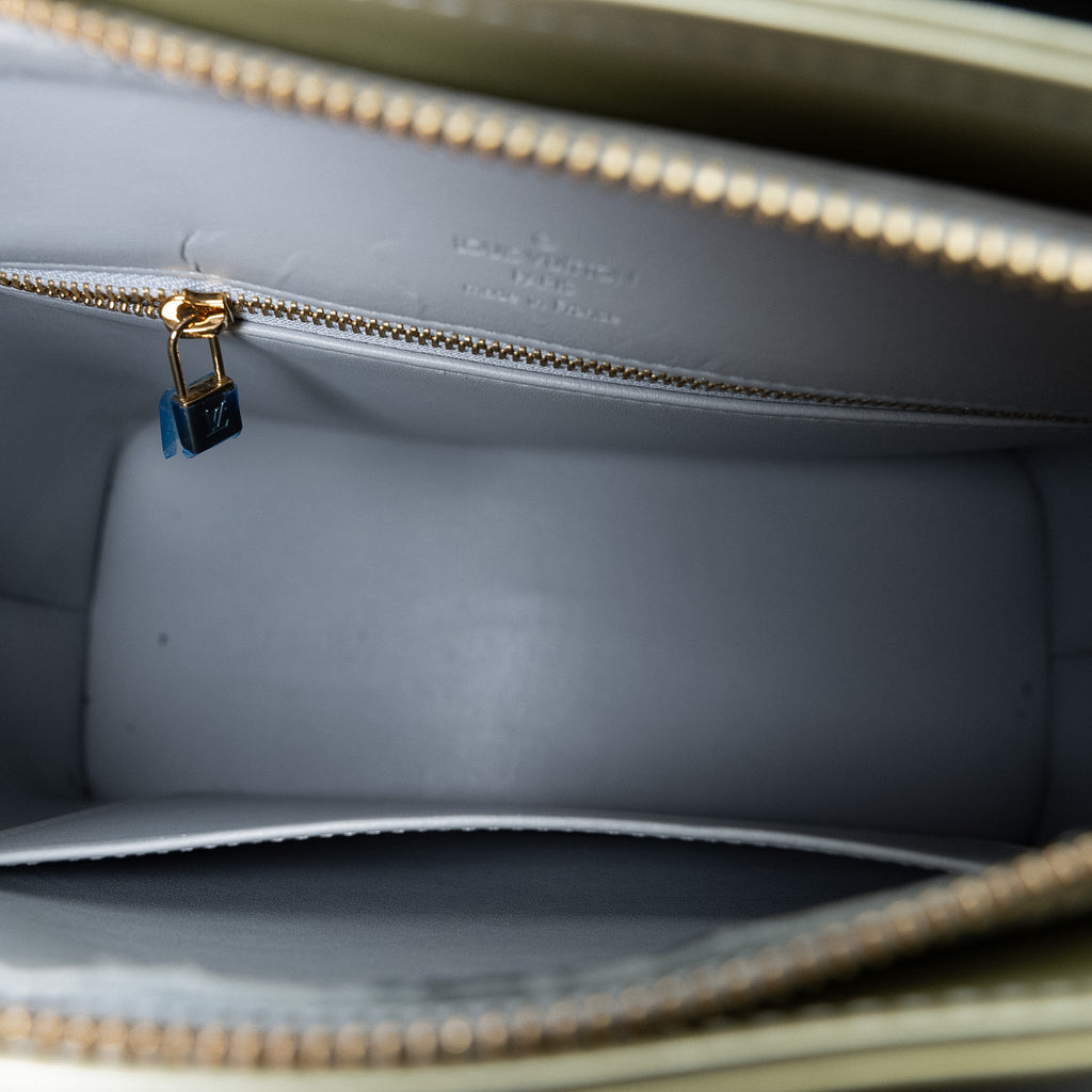 Louis Vuitton Monogram Houston Handbag in Vert Olive Vernis Leather from 2001