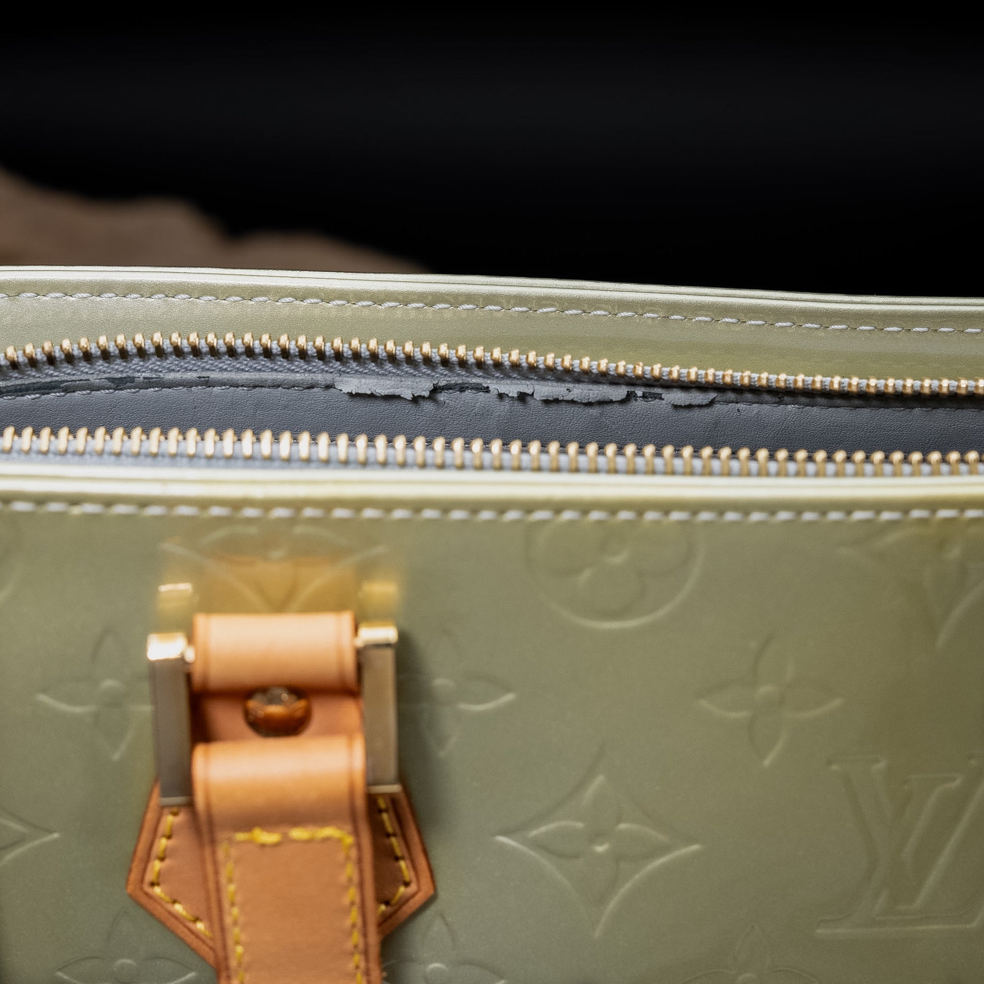 Louis Vuitton Monogram Houston Handbag in Vert Olive Vernis Leather from 2001