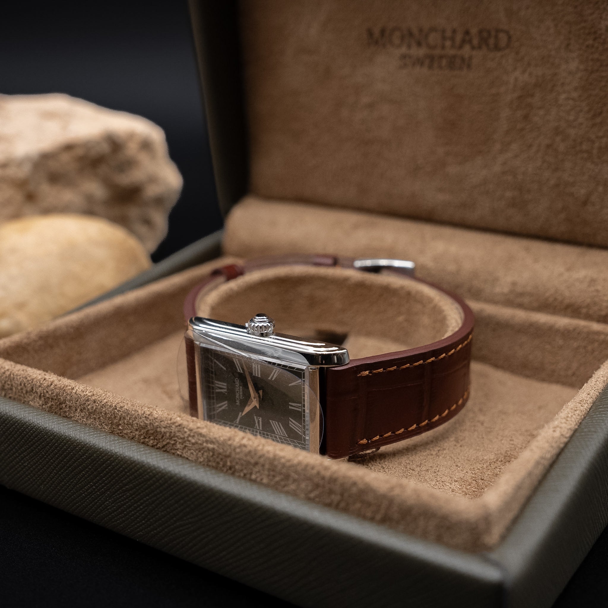 Monchard Étape Classic (Ref. ET25M1S) in Olive Green Dial and Brown Croco-Embossed Leather Strap