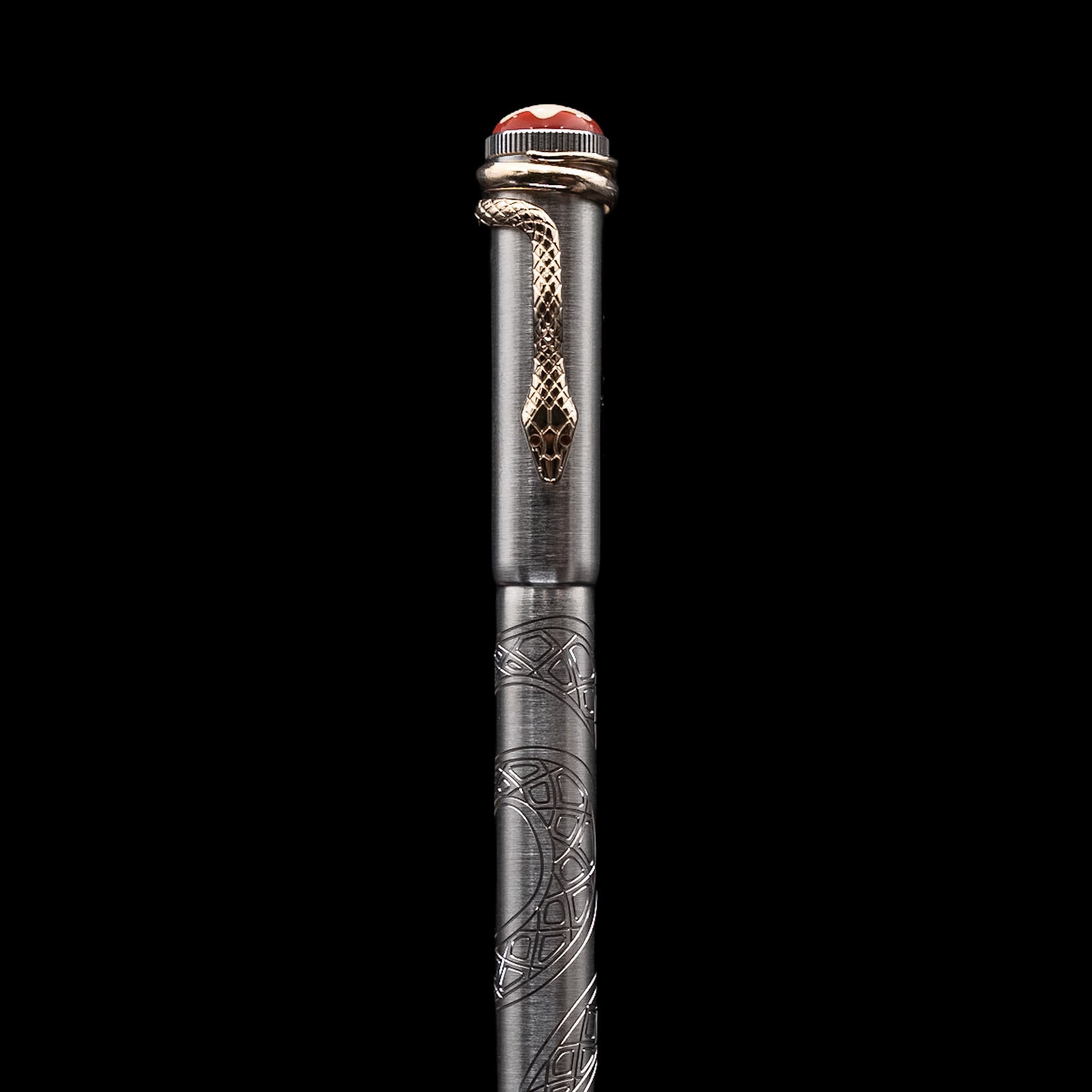 Montblanc Heritage Collection Rouge et Noir Solitaire Serpent Limited Edition 1906 Rollerball Pen (1239/1906)